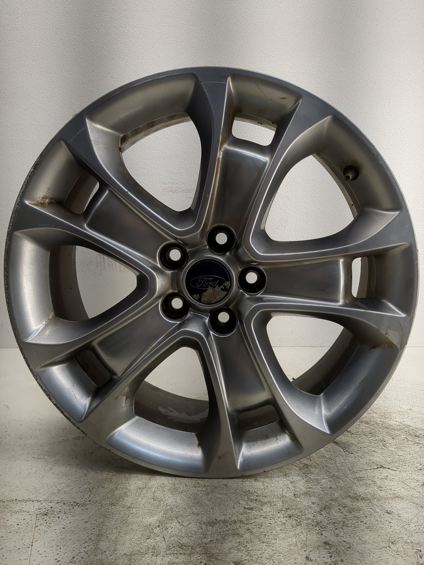 2013-2016 Ford Escape Oem Wheel Rim 1247557 - Oemusedautoparts1.com