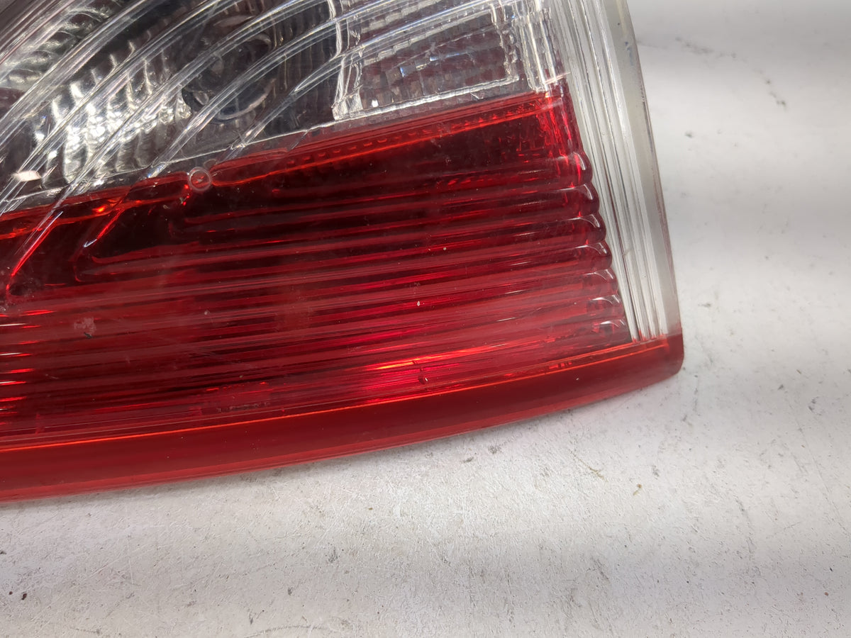 2013-2016 Ford Escape Passenger Right Side Deck Lid Mounted Tail Light 1249659 - Oemusedautoparts1.com