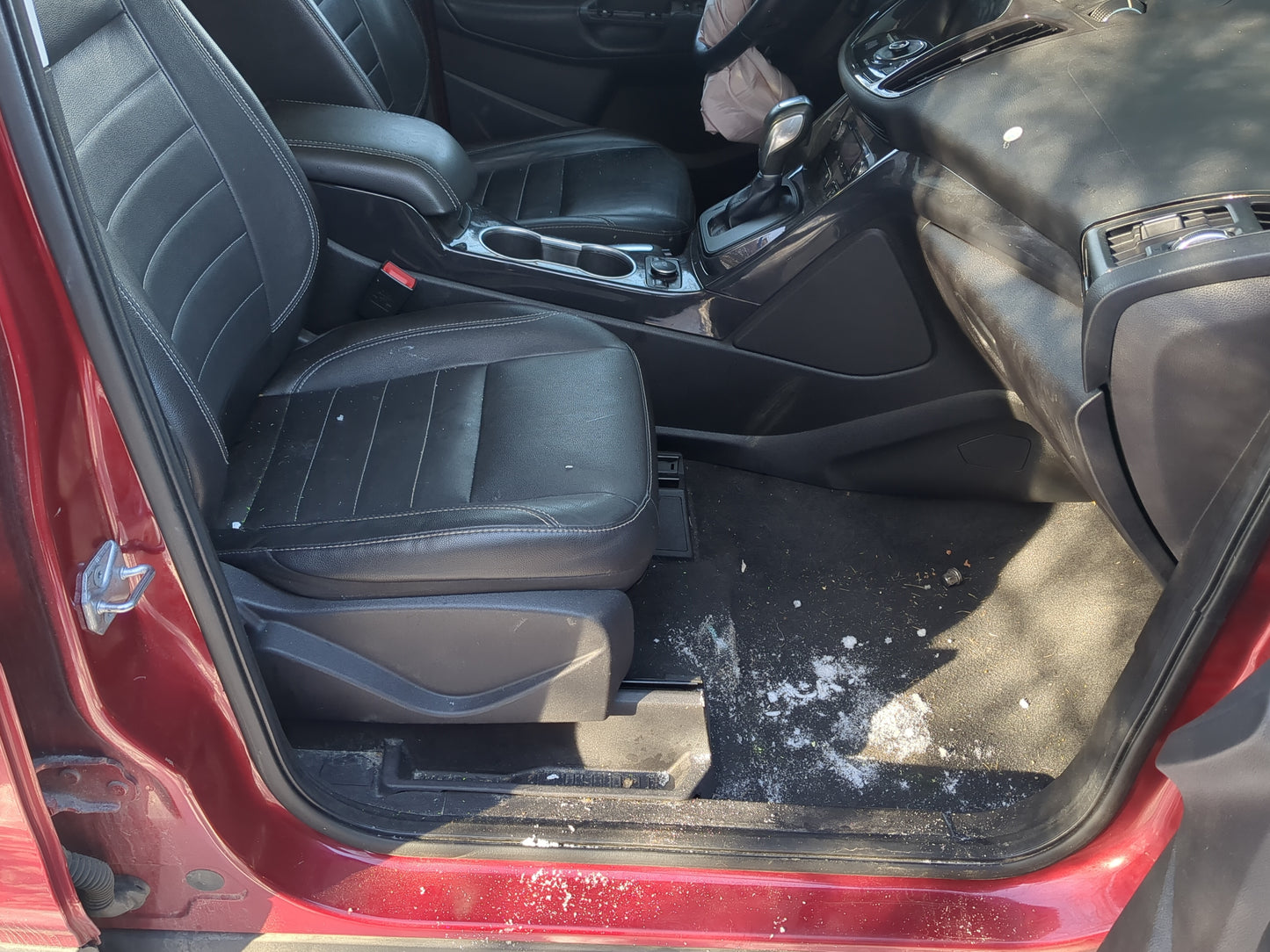 2013-2015 Ford Escape Passenger Front Seat Oem 1249677 - Oemusedautoparts1.com