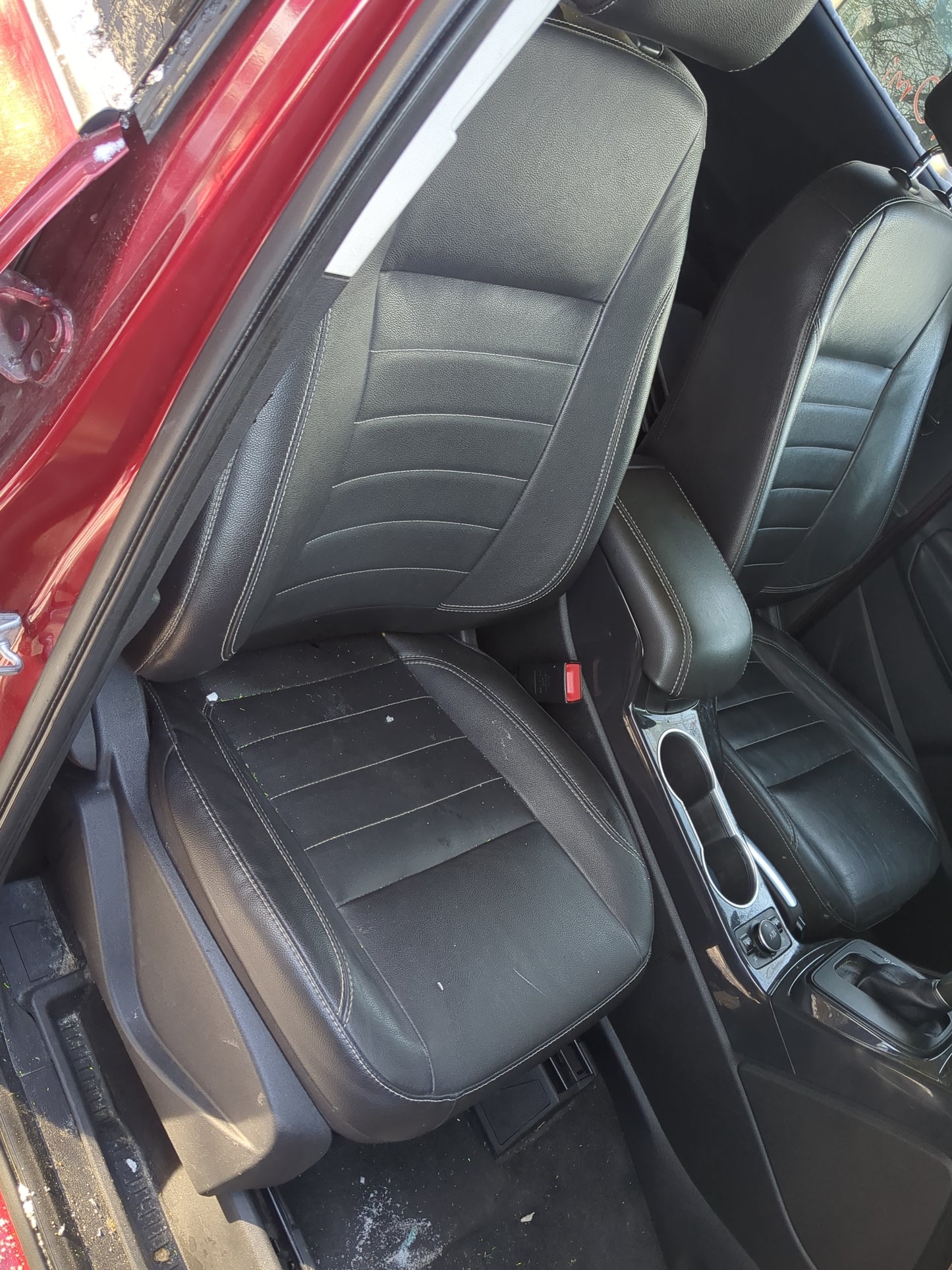 2013-2015 Ford Escape Passenger Front Seat Oem 1249677 - Oemusedautoparts1.com