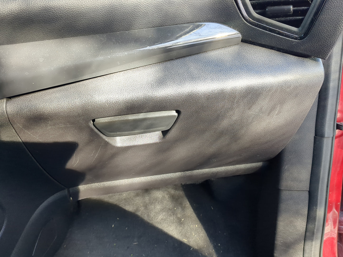 2014 Ford Escape Passenger Glove Box Door Storage Compartment 1249702 - Oemusedautoparts1.com