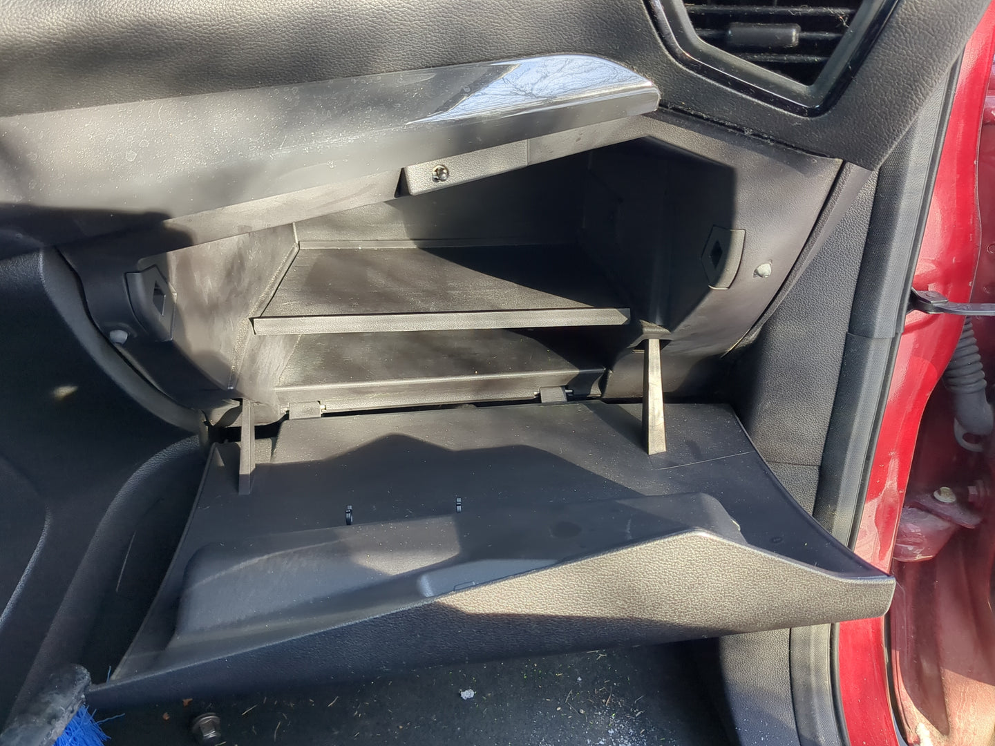 2014 Ford Escape Passenger Glove Box Door Storage Compartment 1249702 - Oemusedautoparts1.com