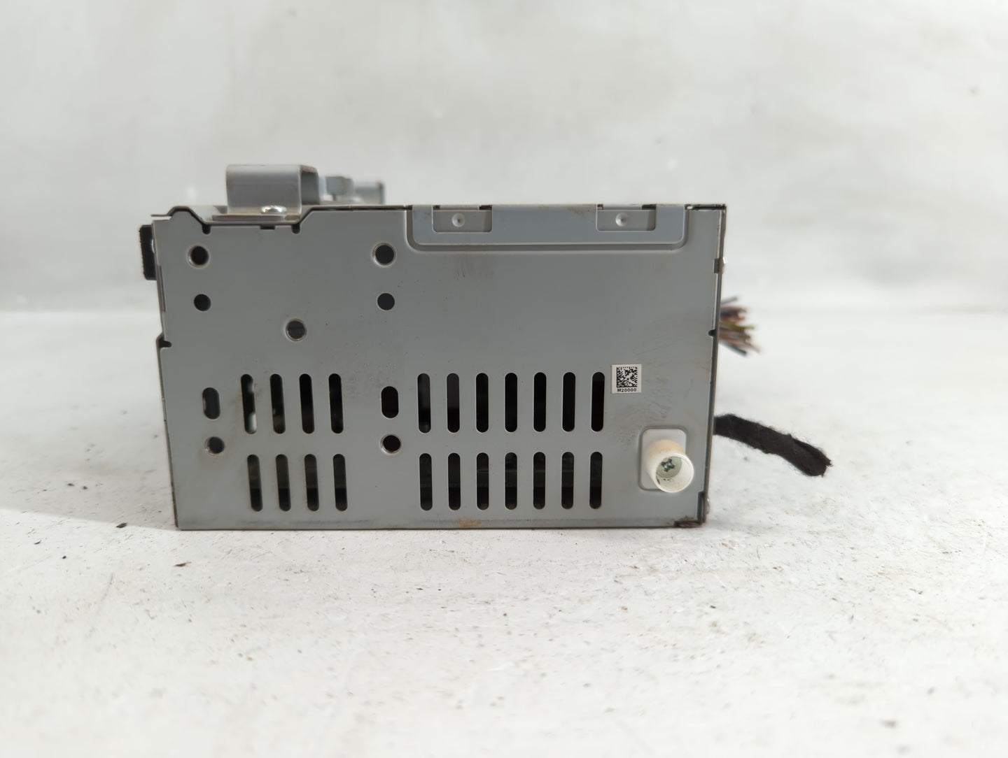 2013-2015 Ford Escape Radio AM FM Cd Player Receiver Replacement P/N:CJ5T-19C107-BB Fits Fits 2013 2014 2015 OEM Used Auto P