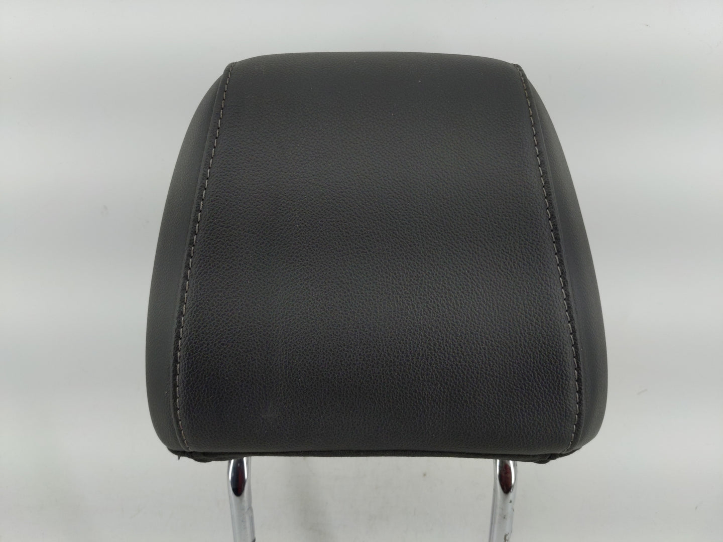 2014 Ford Escape Headrest Head Rest Front Driver Passenger Seat Fits OEM Used Auto Parts - Oemusedautoparts1.com