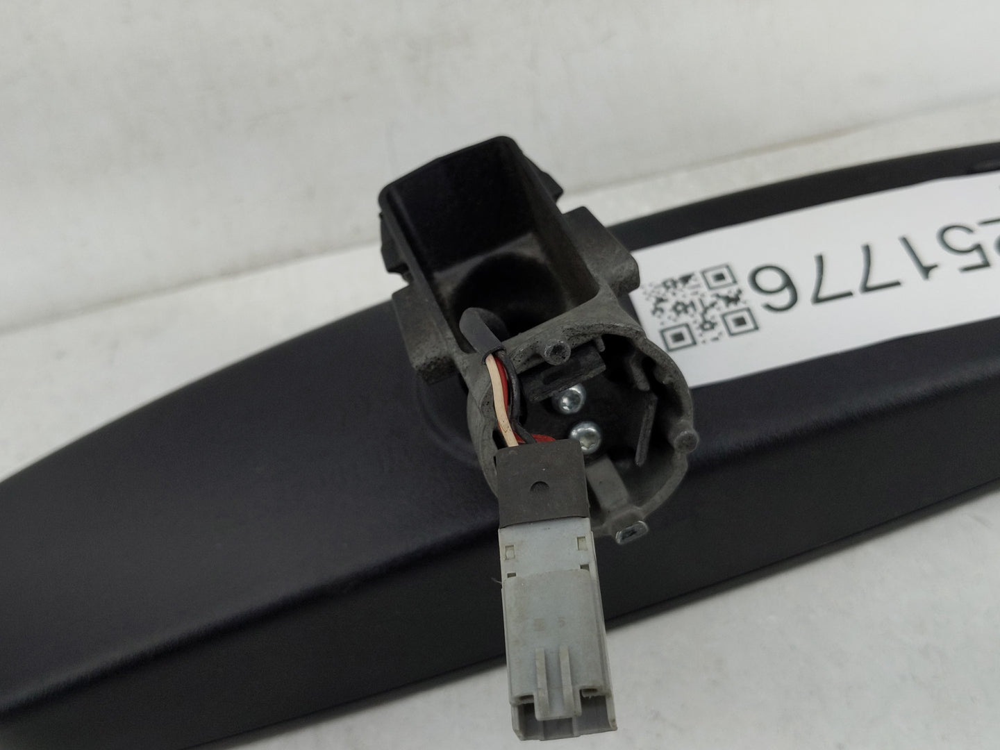 2013-2019 Ford Escape Interior Rear View Mirror Replacement OEM P/N:E11026532 Fits OEM Used Auto Parts - Oemusedautoparts1.c