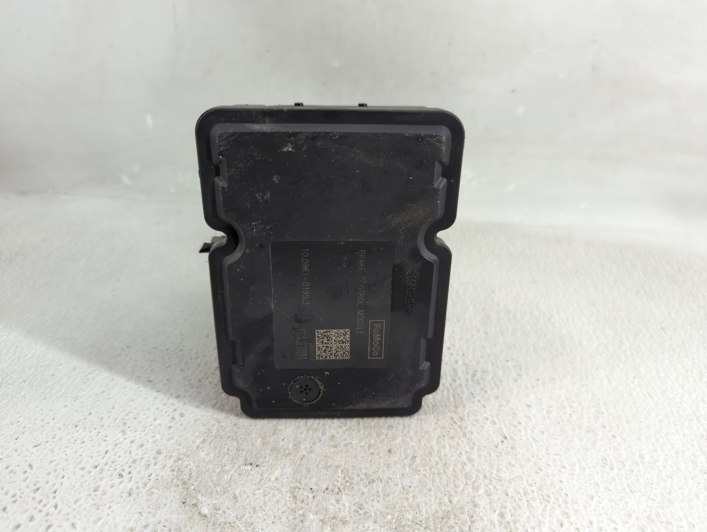 2013-2015 Ford Escape ABS Pump Control Module Replacement P/N:CV61-2C405-AE Fits Fits 2013 2014 2015 OEM Used Auto Parts - O