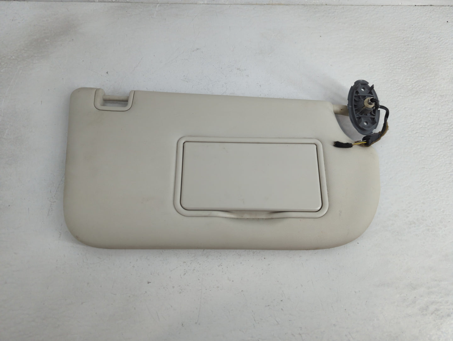 2013-2019 Ford Escape Sun Visor Shade Replacement Passenger Right Mirror Fits Fits 2013 2014 2015 2016 2017 2018 2019 OEM Us