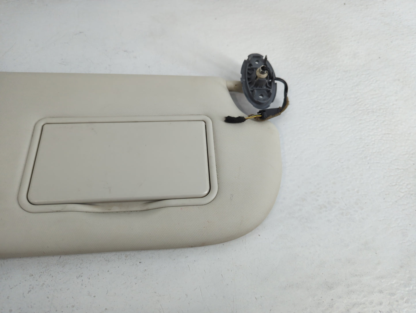 2013-2019 Ford Escape Sun Visor Shade Replacement Passenger Right Mirror Fits Fits 2013 2014 2015 2016 2017 2018 2019 OEM Us