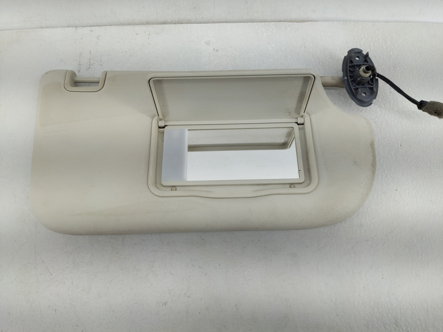 2013-2019 Ford Escape Sun Visor Shade Replacement Passenger Right Mirror Fits Fits 2013 2014 2015 2016 2017 2018 2019 OEM Us