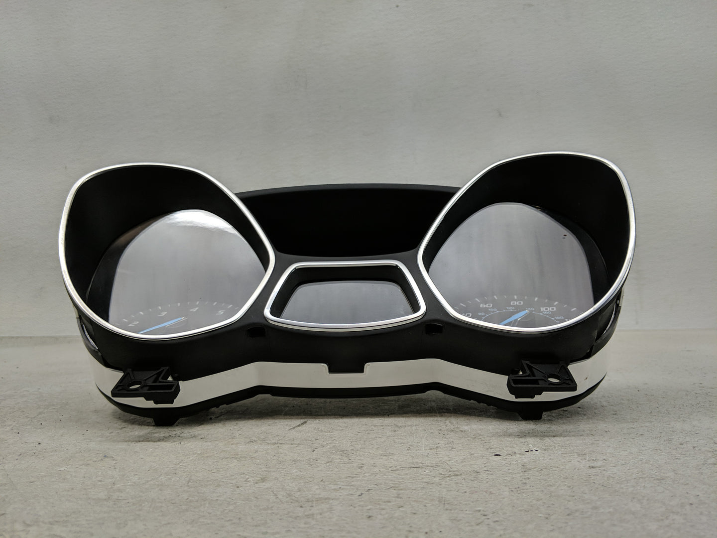 2013-2014 Ford Escape Instrument Cluster Speedometer Gauges Fits Fits 2013 2014 OEM Used Auto Parts - Oemusedautoparts1.com