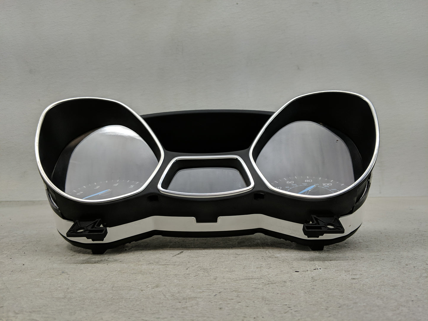 2013-2014 Ford Escape Instrument Cluster Speedometer Gauges Fits Fits 2013 2014 OEM Used Auto Parts - Oemusedautoparts1.com