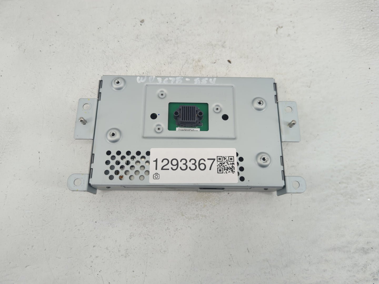 2013-2014 Ford Escape Information Display Screen - Oemusedautoparts1.com
