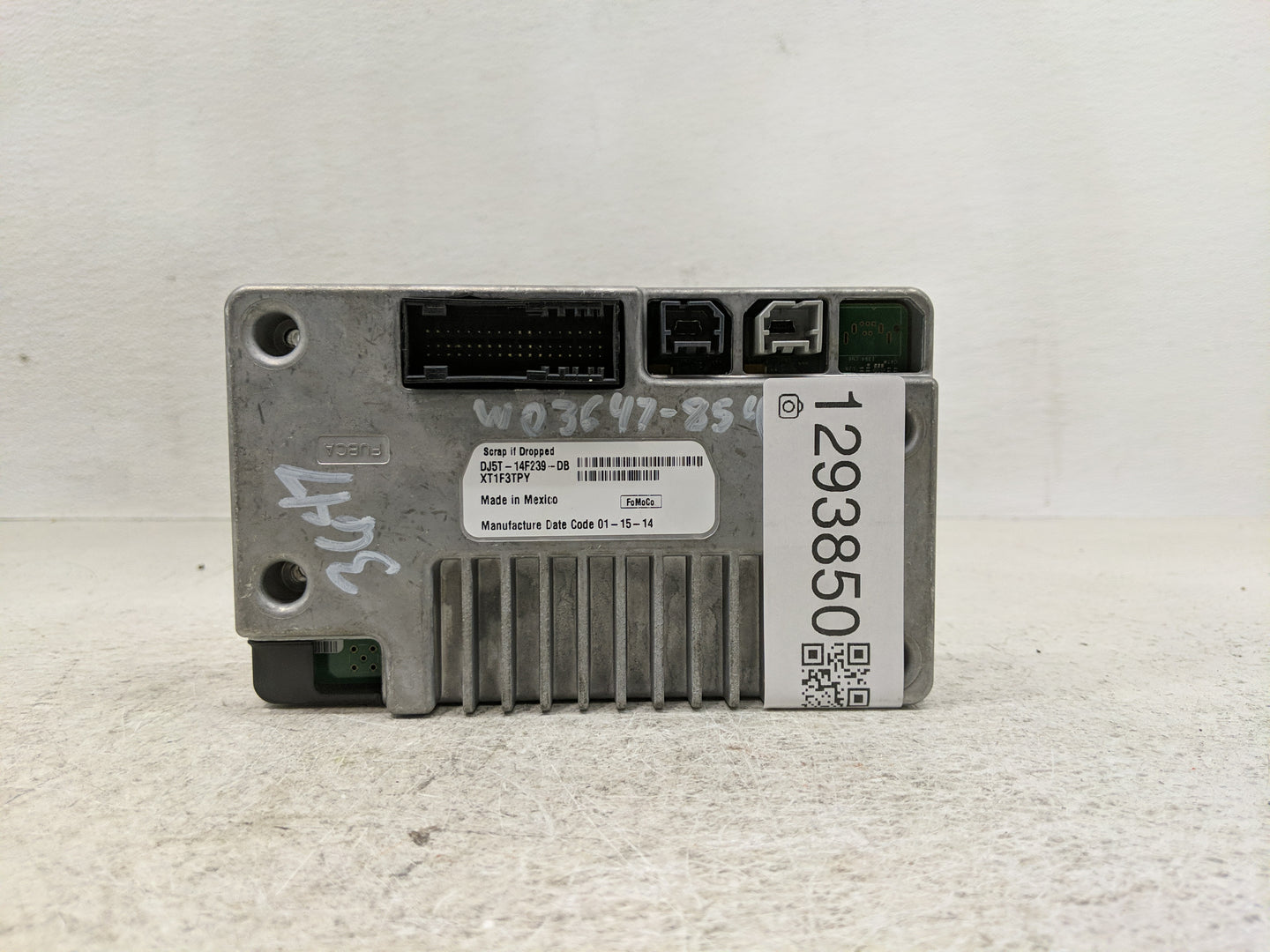 2014 Ford Escape PCM Engine Control Computer ECU ECM PCU OEM P/N:DJ5T-14F239-DB DA5T-14D212-RB Fits Fits 2012 2013 OEM Used 