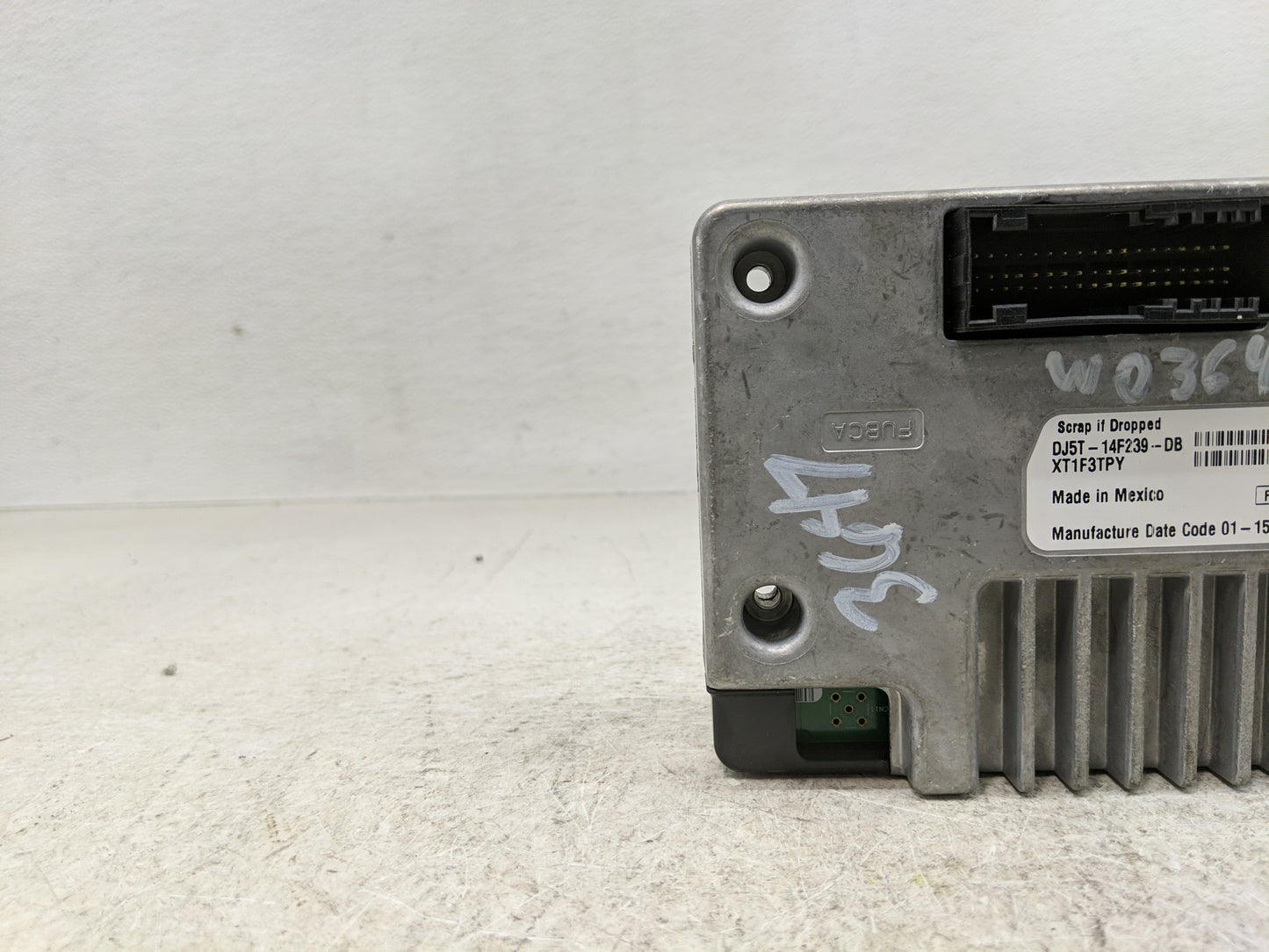 2014 Ford Escape PCM Engine Control Computer ECU ECM PCU OEM P/N:DJ5T-14F239-DB DA5T-14D212-RB Fits Fits 2012 2013 OEM Used 