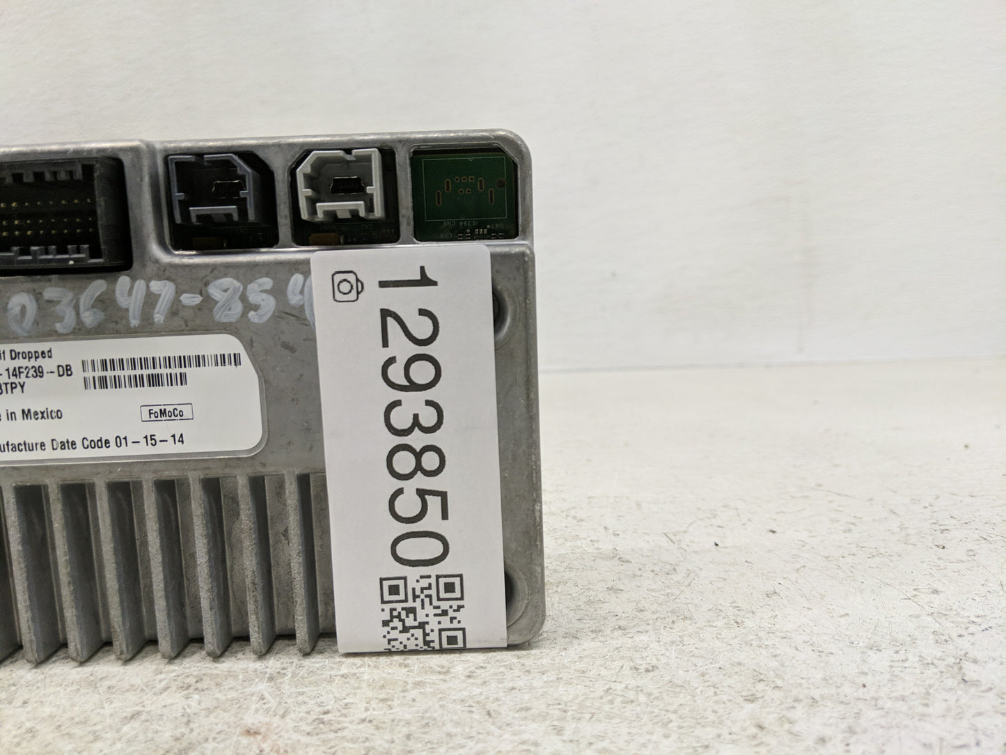2014 Ford Escape PCM Engine Control Computer ECU ECM PCU OEM P/N:DJ5T-14F239-DB DA5T-14D212-RB Fits Fits 2012 2013 OEM Used 