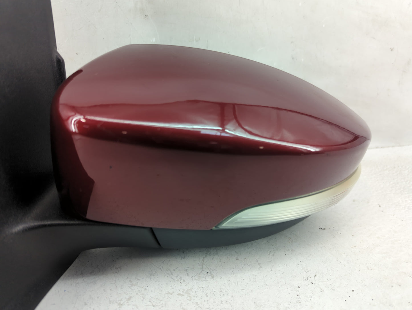 2013-2016 Ford Escape Driver Side View Mirror - Left Door Mirror OEM Used - Oemusedautoparts1.com