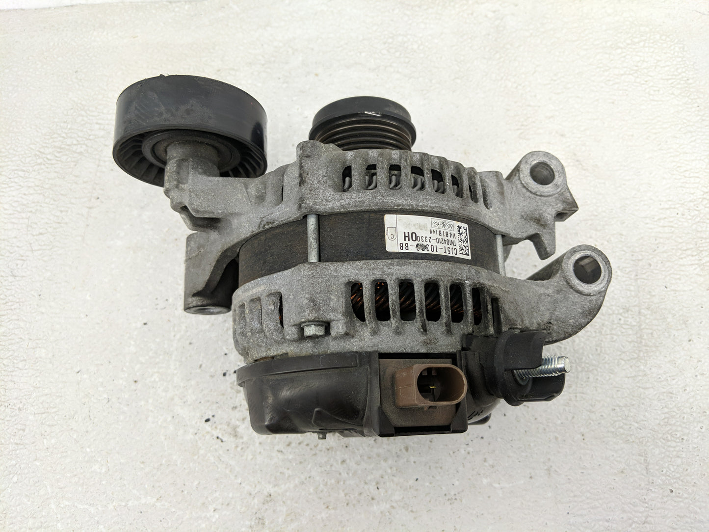 2013-2019 Ford Escape Alternator Replacement Generator Charging Assembly Engine OEM Fits Fits 2013 2014 2015 2016 2017 2018 