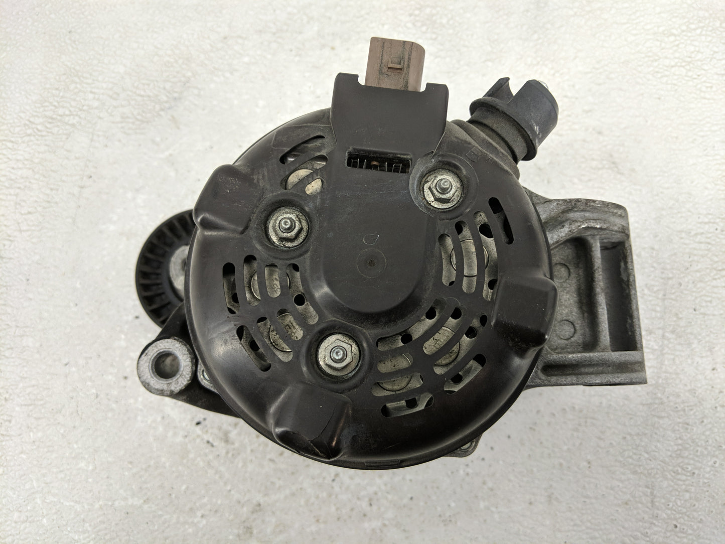 2013-2019 Ford Escape Alternator Replacement Generator Charging Assembly Engine OEM Fits Fits 2013 2014 2015 2016 2017 2018 