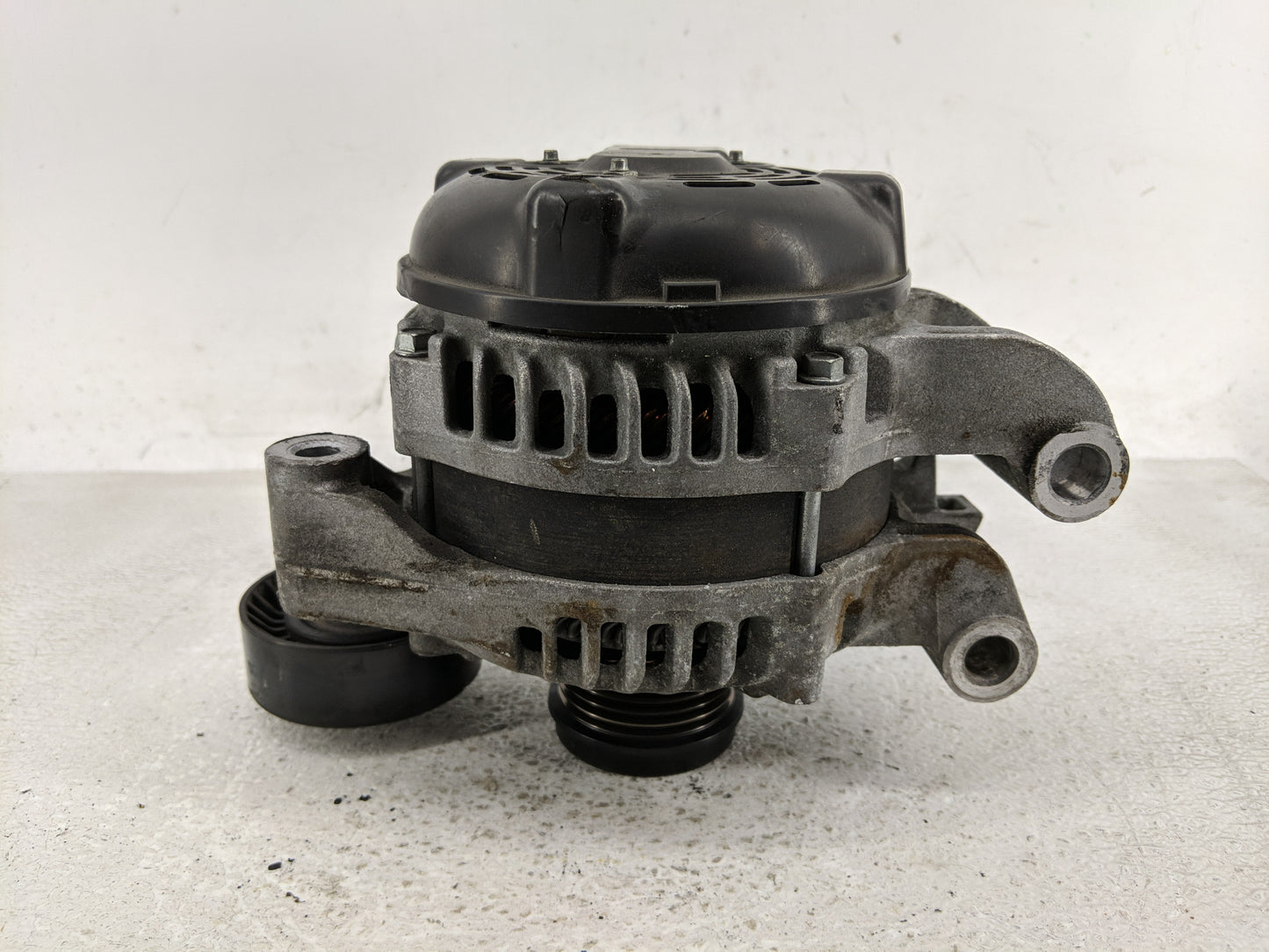 2013-2019 Ford Escape Alternator Replacement Generator Charging Assembly Engine OEM Fits Fits 2013 2014 2015 2016 2017 2018 