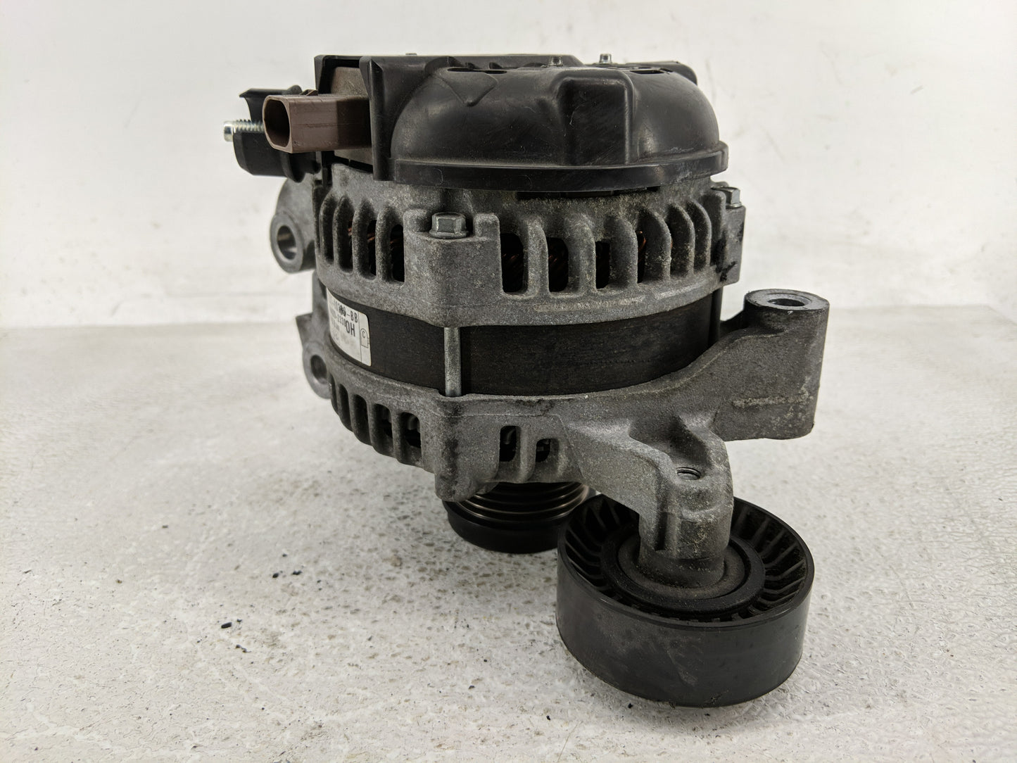 2013-2019 Ford Escape Alternator Replacement Generator Charging Assembly Engine OEM Fits Fits 2013 2014 2015 2016 2017 2018 