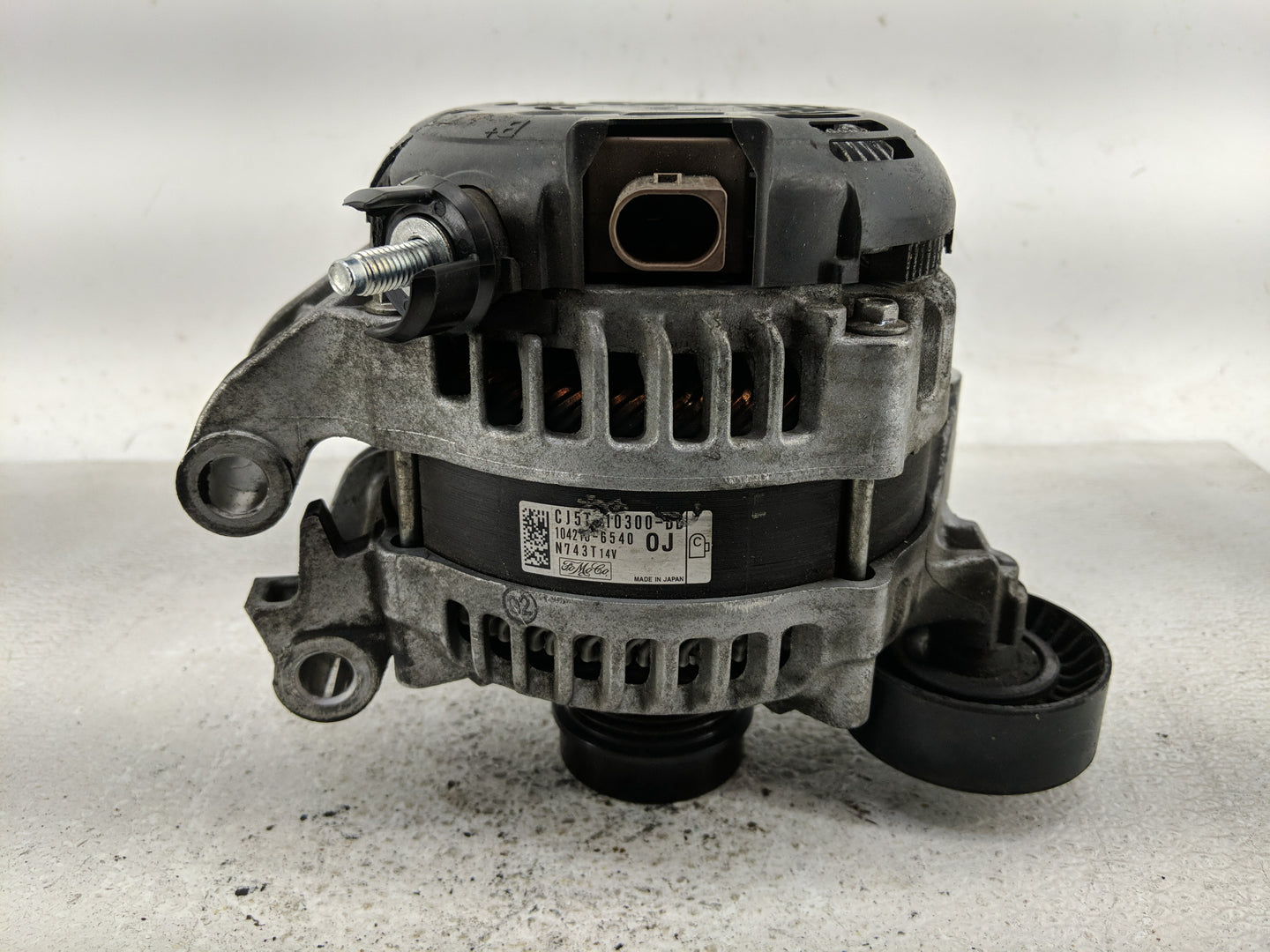 2013-2019 Ford Escape Alternator Replacement Generator Charging Assembly Engine OEM P/N:CJ5T-10300-BB Fits OEM Used Auto Par