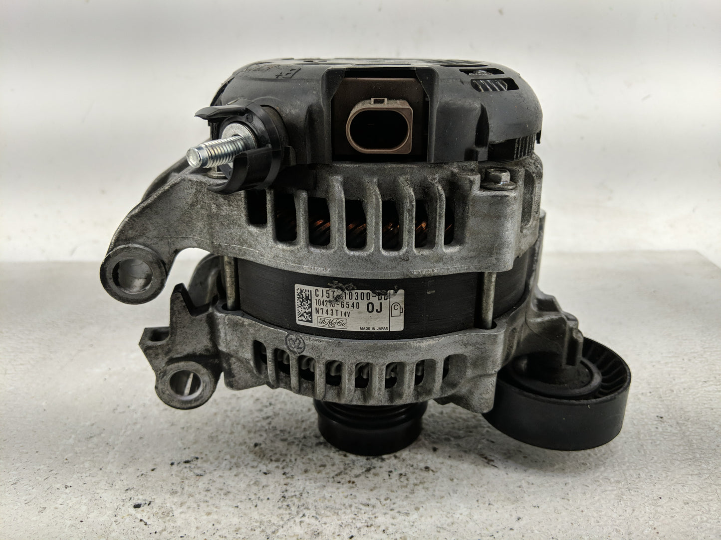 2013-2019 Ford Escape Alternator Replacement Generator Charging Assembly Engine OEM P/N:CJ5T-10300-BB Fits OEM Used Auto Par