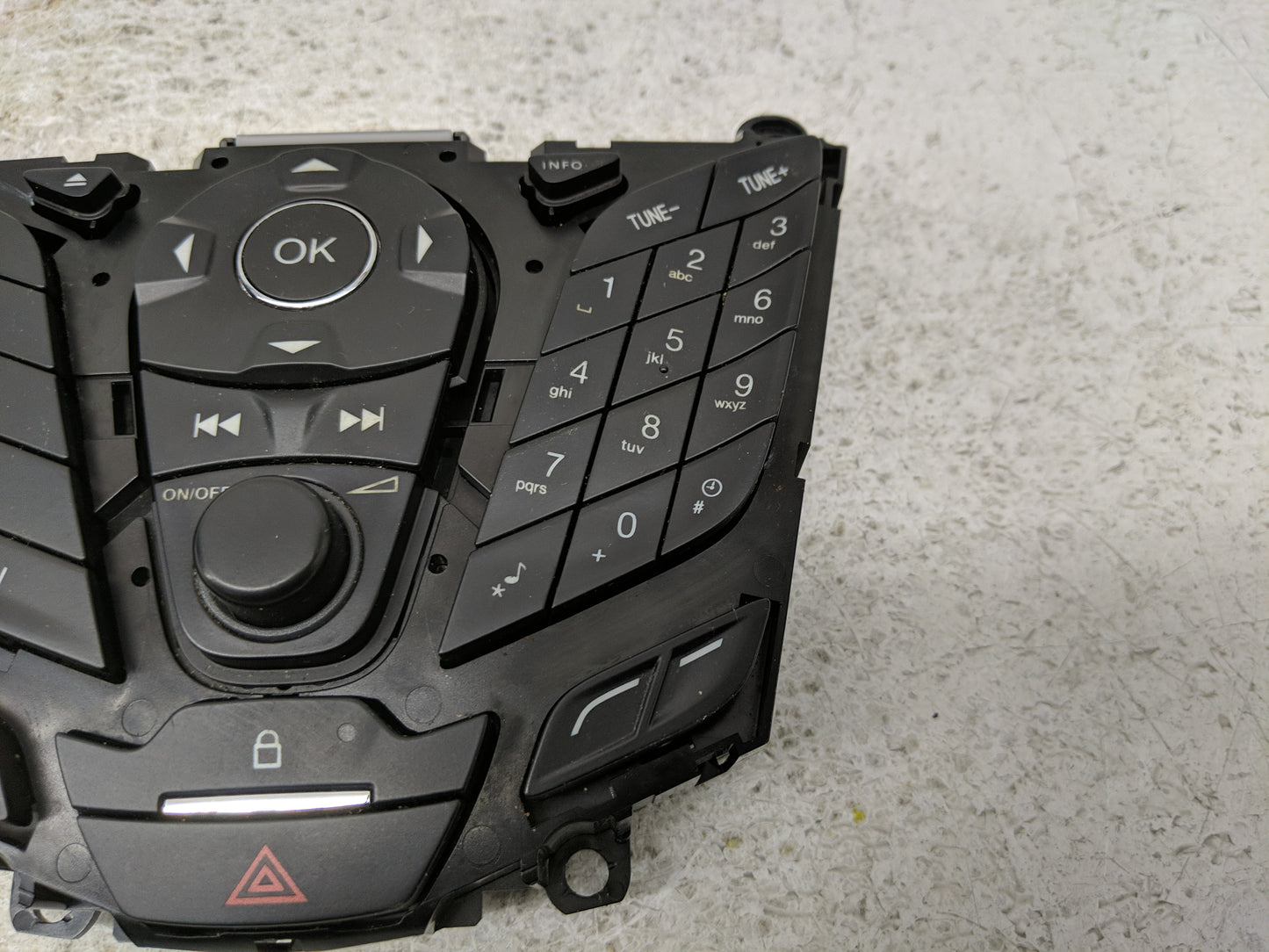 2013-2016 Ford Escape Radio Control Panel - Oemusedautoparts1.com