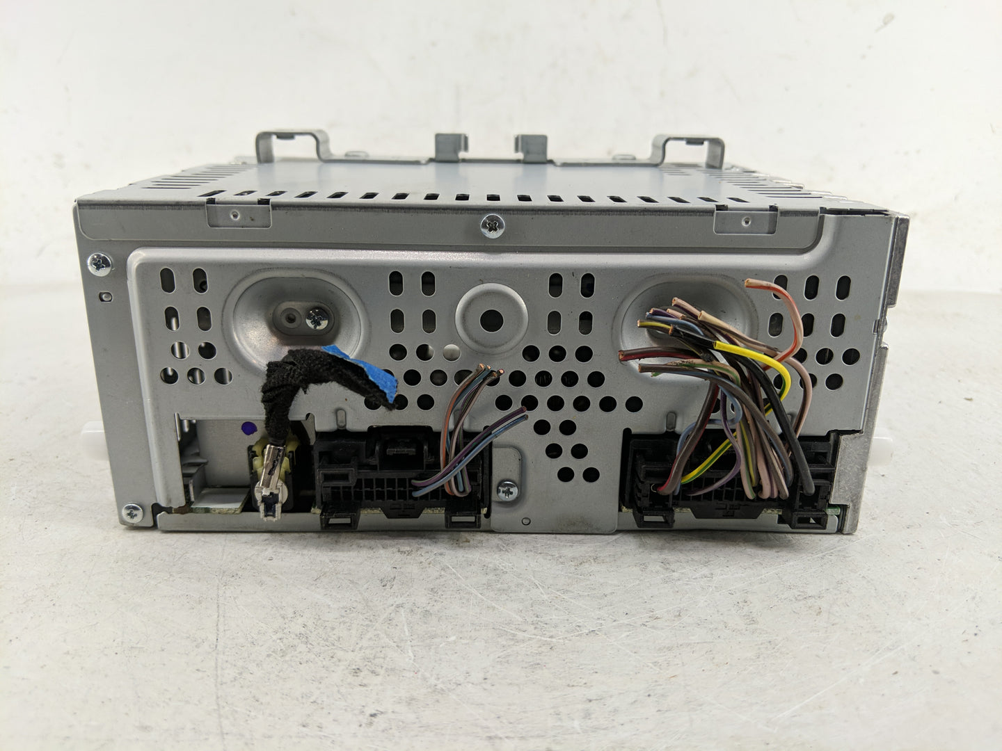2013-2015 Ford Escape Radio AM FM Cd Player Receiver Replacement P/N:CJ5T-19C107-AH Fits Fits 2013 2014 2015 OEM Used Auto P