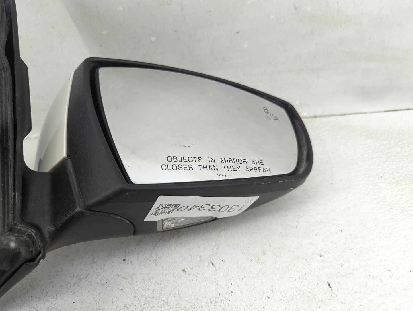2013-2016 Ford Escape Passenger Side View Mirror - Right Door Mirror OEM Used - Oemusedautoparts1.com