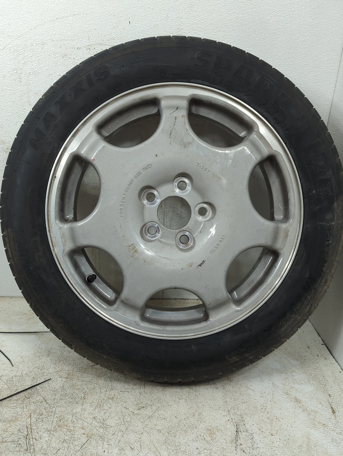 2013-2016 Ford Escape Spare Donut Tire Wheel Rim Oem 1305463 - Oemusedautoparts1.com