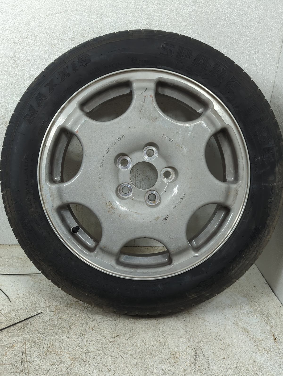2013-2016 Ford Escape Spare Donut Tire Wheel Rim Oem 1305463 - Oemusedautoparts1.com