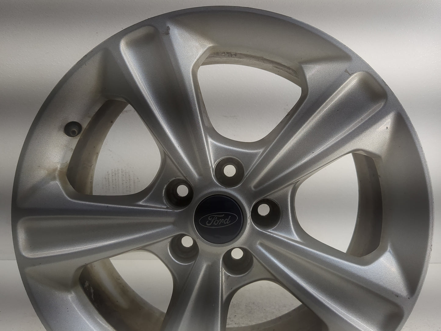 2013-2016 Ford Escape Oem Wheel Rim 1305472 - Oemusedautoparts1.com