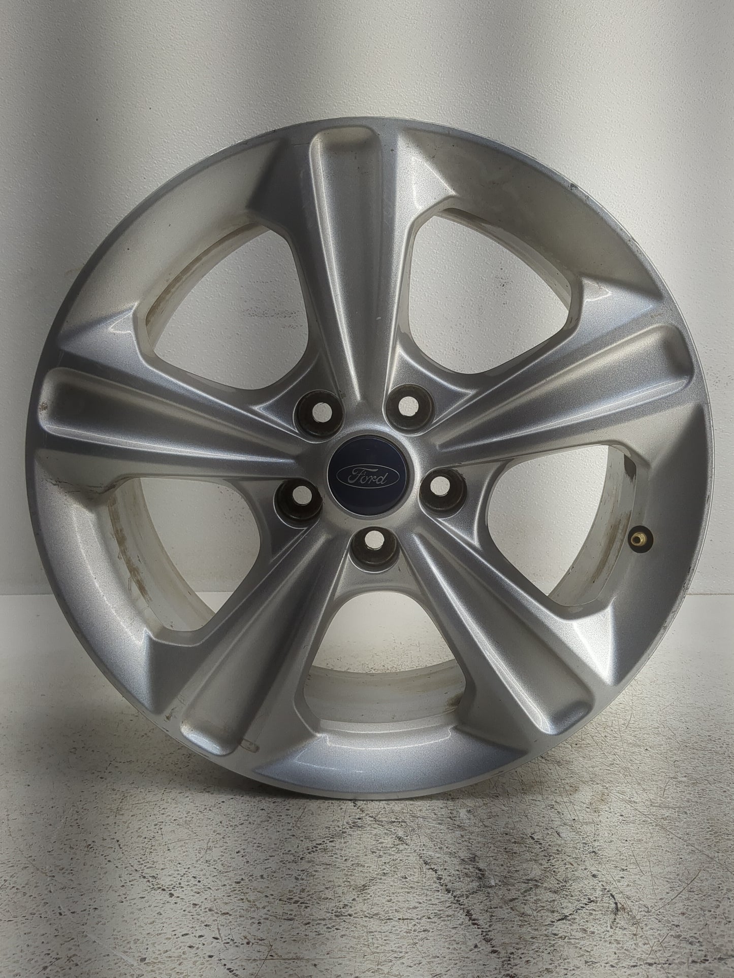 2013-2016 Ford Escape Oem Wheel Rim - Oemusedautoparts1.com