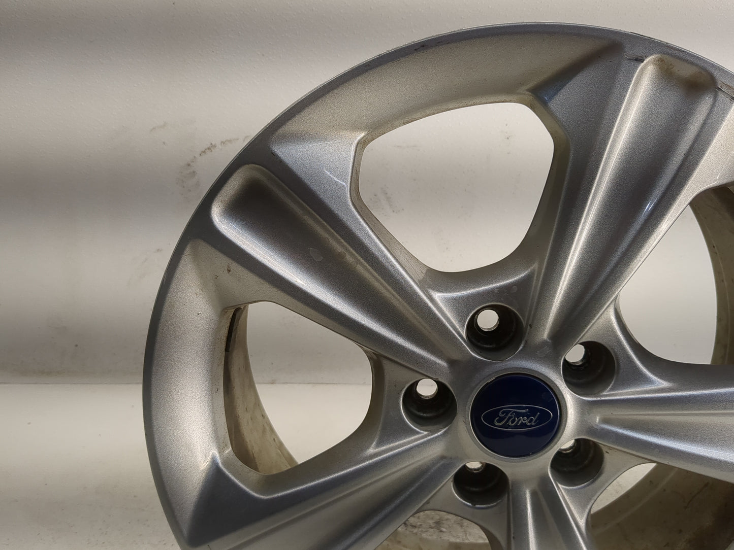 2013-2016 Ford Escape Oem Wheel Rim 1305487 - Oemusedautoparts1.com
