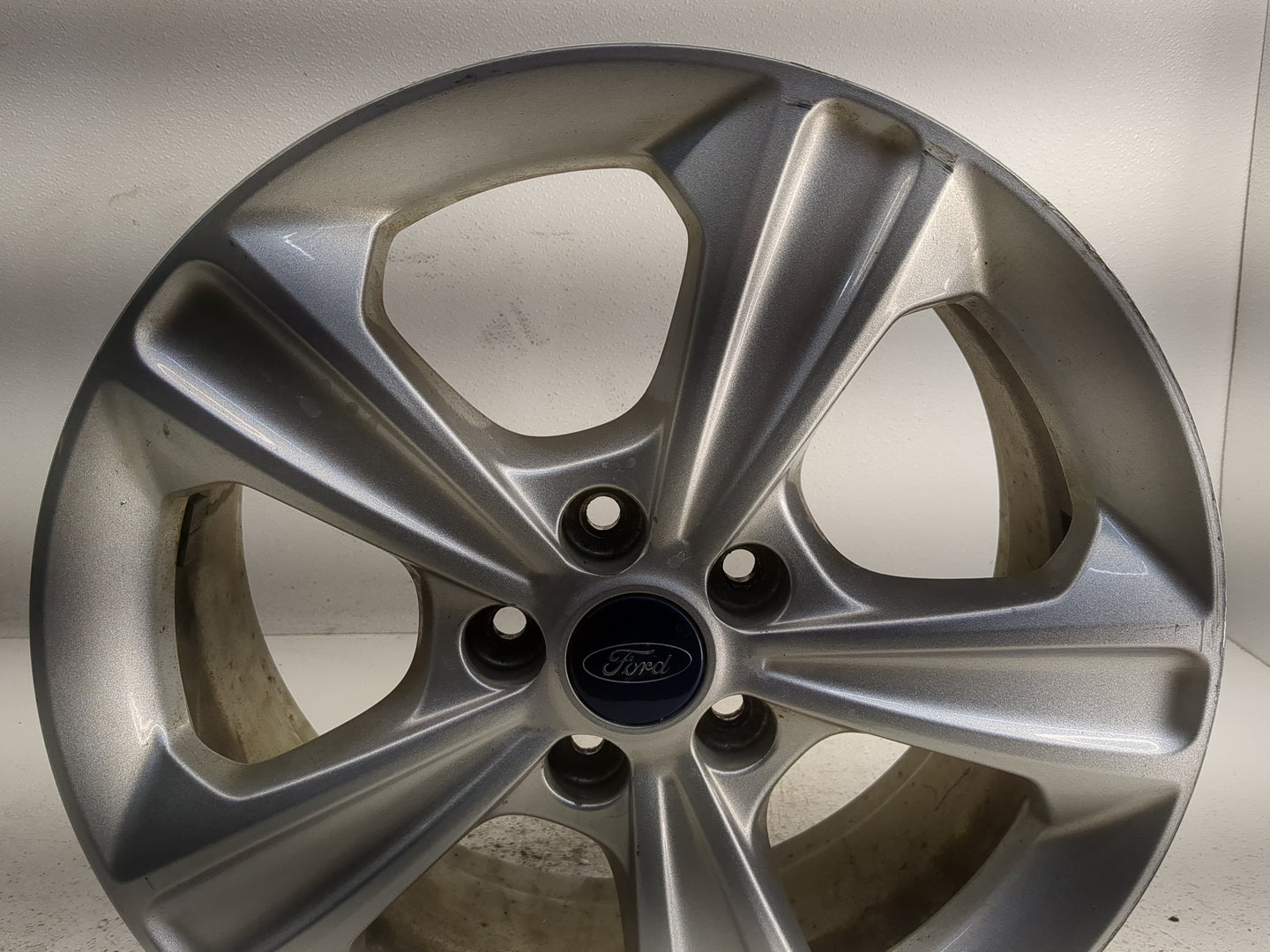 2013-2016 Ford Escape Oem Wheel Rim 1305487 - Oemusedautoparts1.com