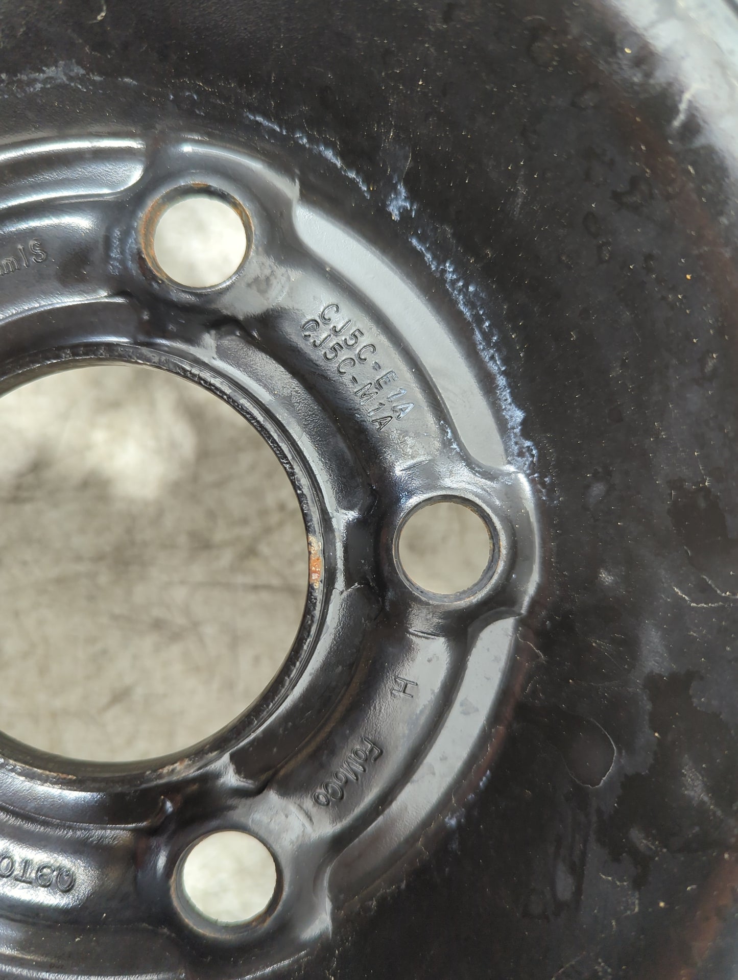 2013-2019 Ford Escape Spare Donut Tire Wheel Rim Oem 1305488 - Oemusedautoparts1.com