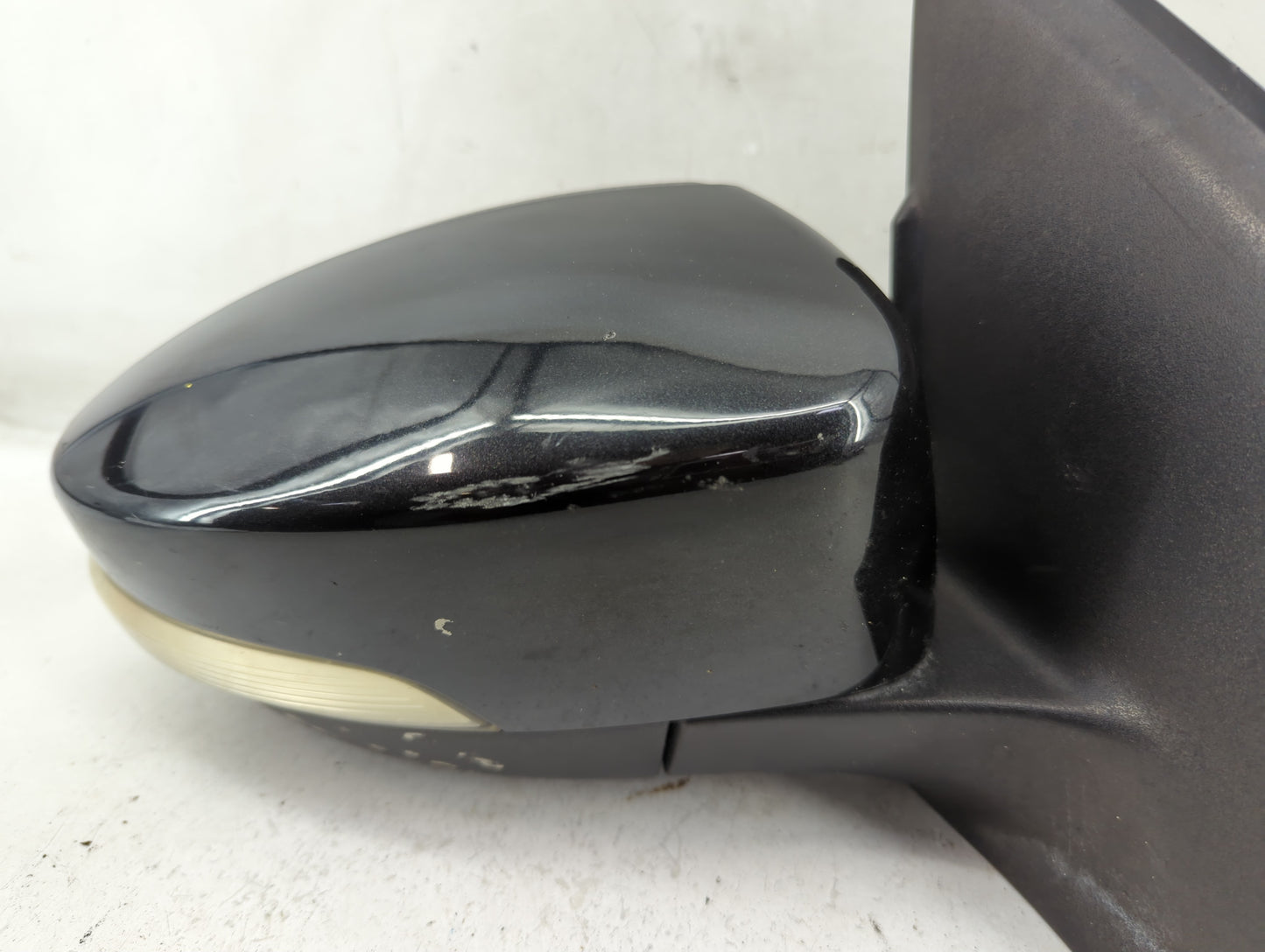 2013-2016 Ford Escape Passenger Side View Mirror - Right Door Mirror OEM Used - Oemusedautoparts1.com