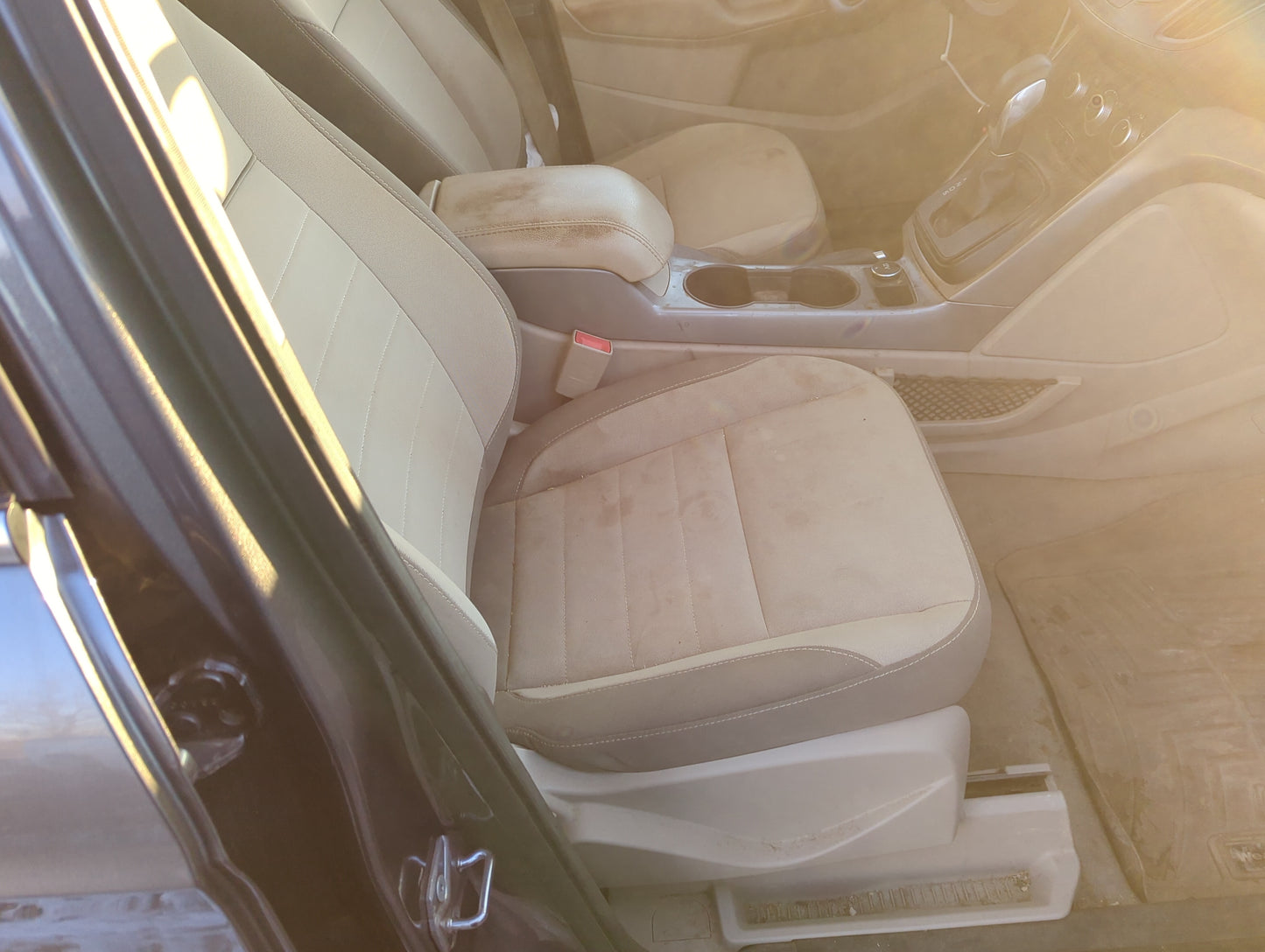 2013-2015 Ford Escape Passenger Front Seat Oem 1306660 - Oemusedautoparts1.com
