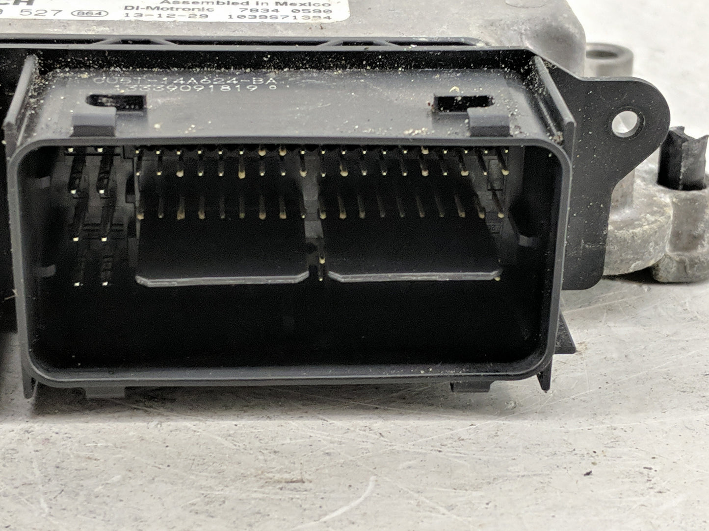2013-2016 Ford Escape PCM Engine Control Computer ECU ECM PCU OEM P/N:0 261 S10 527 EJ5A-12A650-UC Fits Fits 2013 2014 2015 