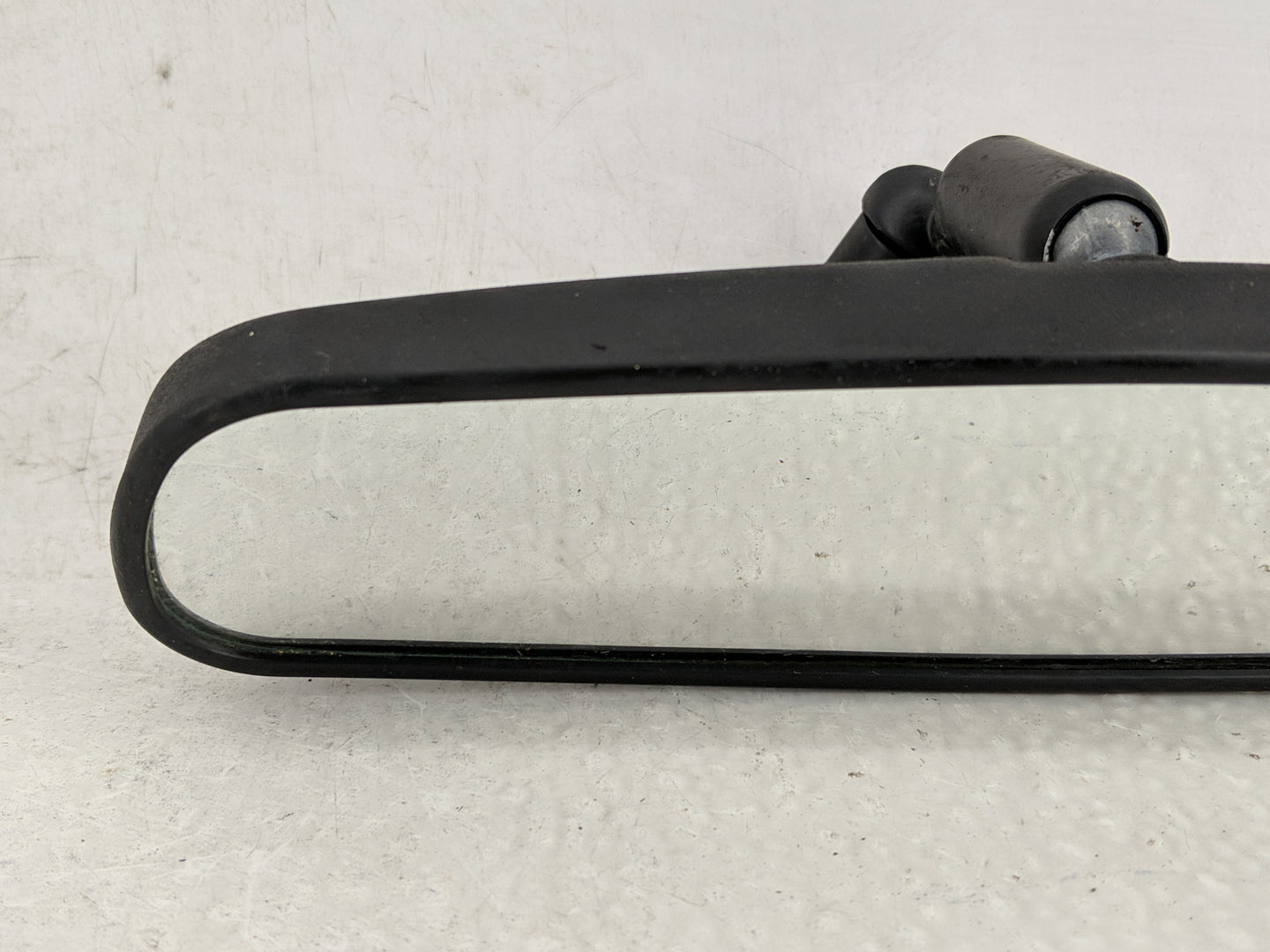 2001-2016 Ford Escape Interior Rear View Mirror Replacement OEM P/N:E8011681 Fits OEM Used Auto Parts - Oemusedautoparts1.co