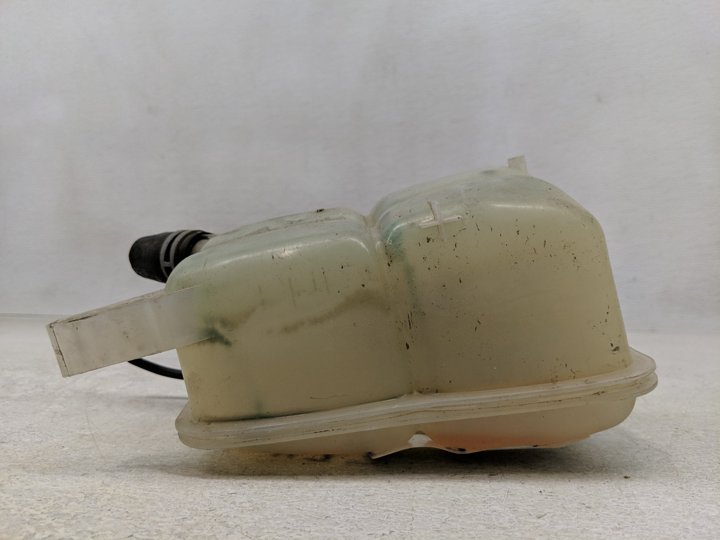 2013-2016 Ford Escape Radiator Coolant Overflow Expansion Tank Bottle 1313115 - Oemusedautoparts1.com