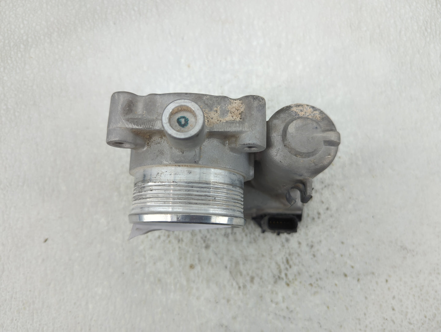 2013-2016 Ford Escape Throttle Body P/N:0 280 750 586 Fits Fits 2012 2013 2014 2015 2016 2017 OEM Used Auto Parts - Oemuseda