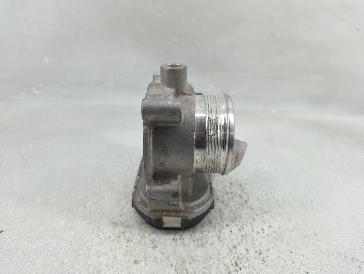 2013-2016 Ford Escape Throttle Body P/N:0 280 750 586 Fits Fits 2012 2013 2014 2015 2016 2017 OEM Used Auto Parts - Oemuseda