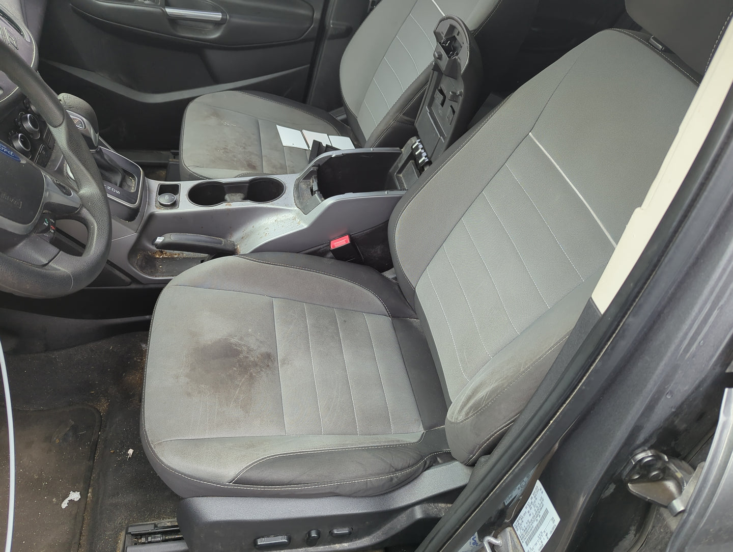 2014-2015 Ford Escape Driver Front Seat Oem - Oemusedautoparts1.com