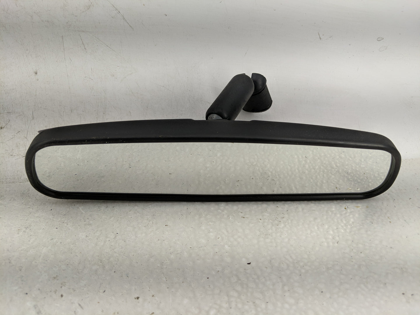 2001-2016 Ford Escape Interior Rear View Mirror Replacement OEM P/N:E8011681 Fits OEM Used Auto Parts - Oemusedautoparts1.co