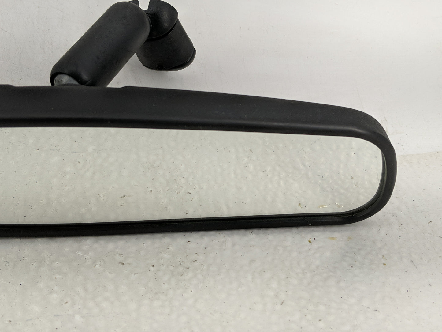 2001-2016 Ford Escape Interior Rear View Mirror Replacement OEM P/N:E8011681 Fits OEM Used Auto Parts - Oemusedautoparts1.co