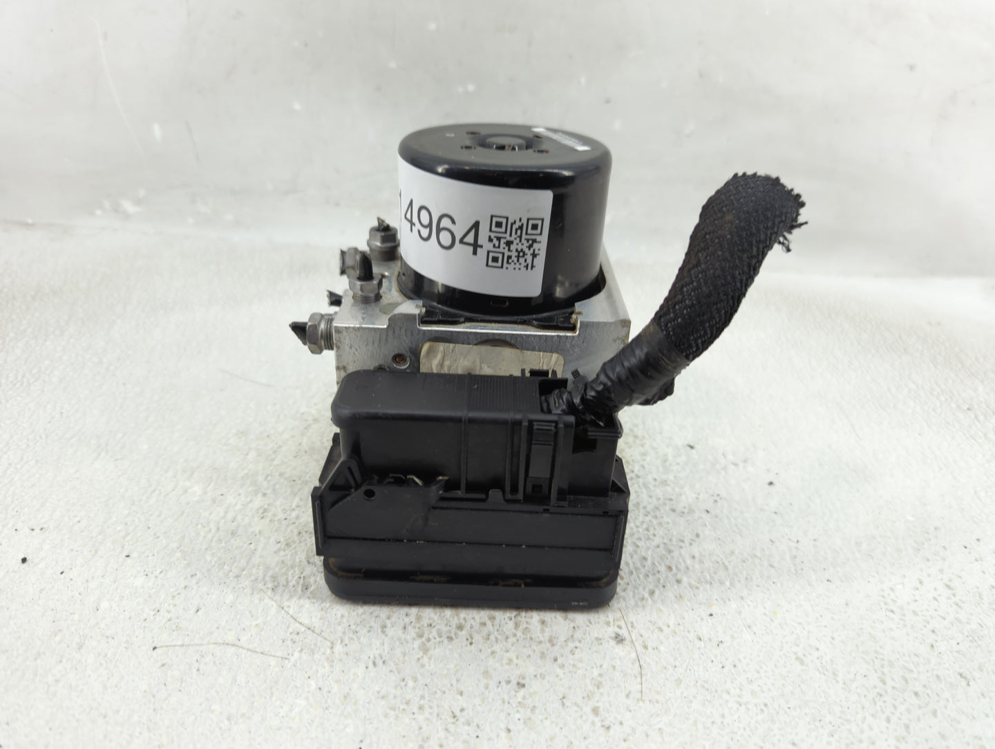 2013-2015 Ford Escape ABS Pump Control Module Replacement P/N:CV61-2C405-AG Fits Fits 2013 2014 2015 OEM Used Auto Parts - O