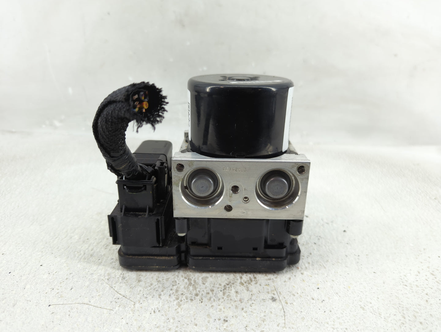 2013-2015 Ford Escape ABS Pump Control Module Replacement P/N:CV61-2C405-AG Fits Fits 2013 2014 2015 OEM Used Auto Parts - O