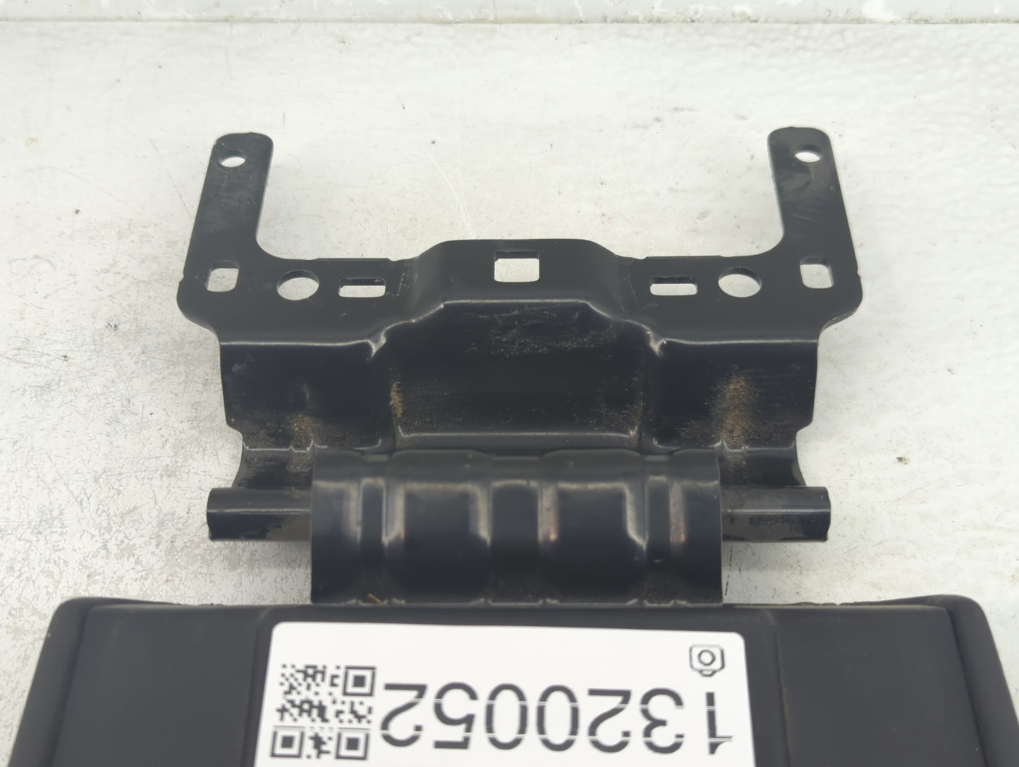 2014 Ford Escape Center Console Armrest Cover Lid Fits OEM Used Auto Parts - Oemusedautoparts1.com