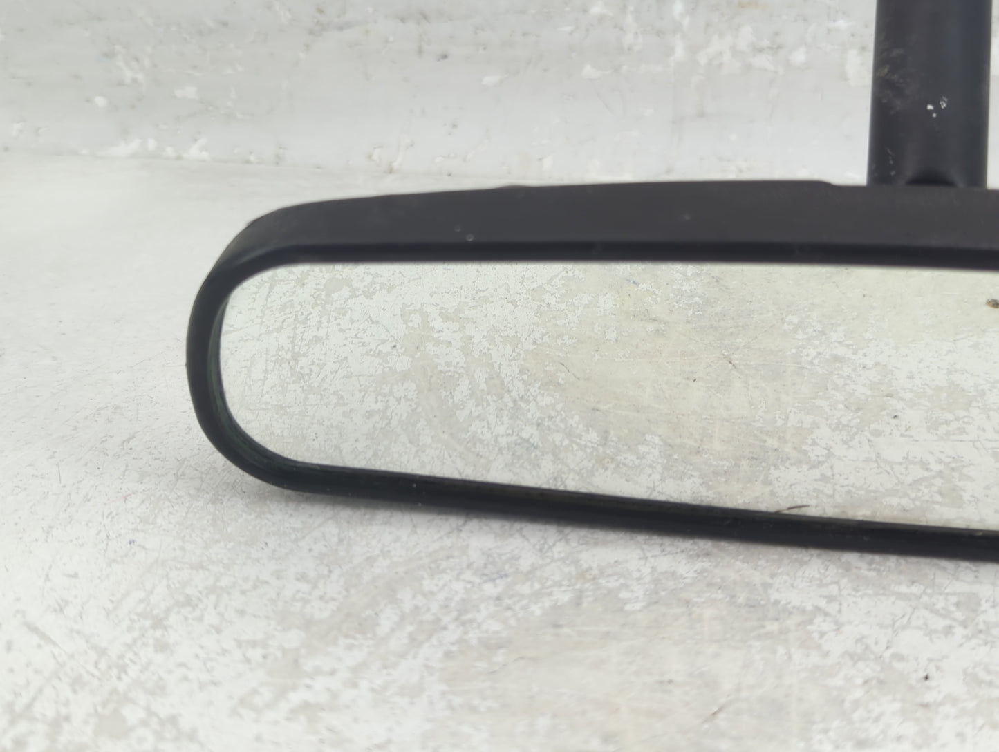 2001-2016 Ford Escape Interior Rear View Mirror Replacement OEM P/N:031681 Fits OEM Used Auto Parts - Oemusedautoparts1.com